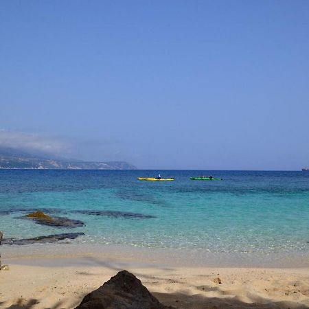 Mihaila Seaside: 2 Bedroom Bungalows Kefalonia Spartia  Ngoại thất bức ảnh