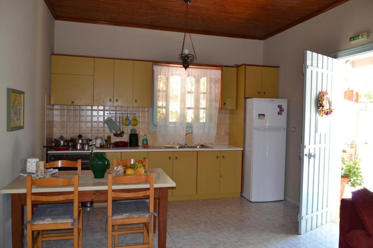 Mihaila Seaside: 2 Bedroom Bungalows Kefalonia Spartia  Ngoại thất bức ảnh